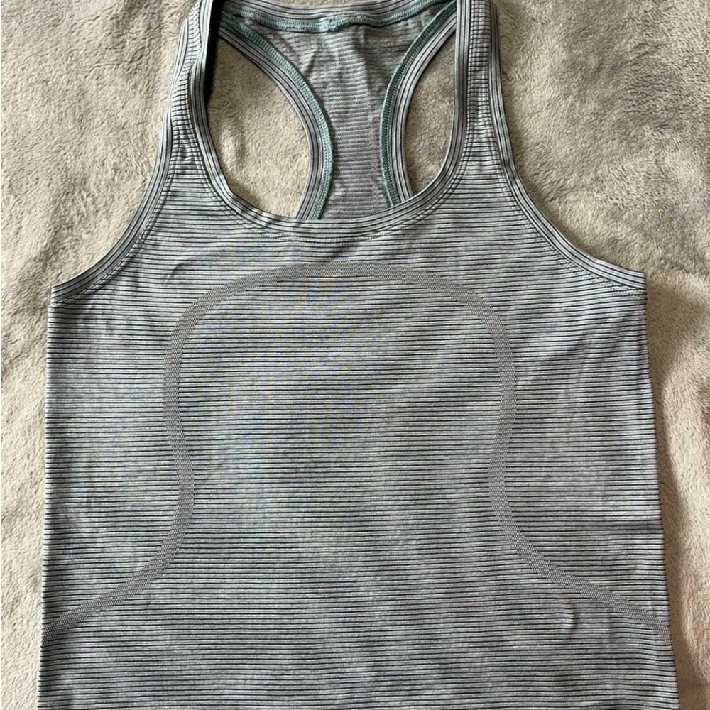 Lululemon Racerback Swiftly Tank size 8